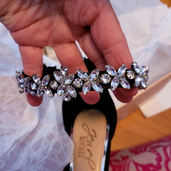 Badgley Mischka-Jewel, Size 6 - Picture 5 of 6